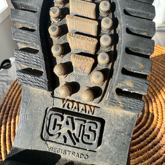 Cats women’s size 6 high calf leather boots.. - Picture 4 of 9